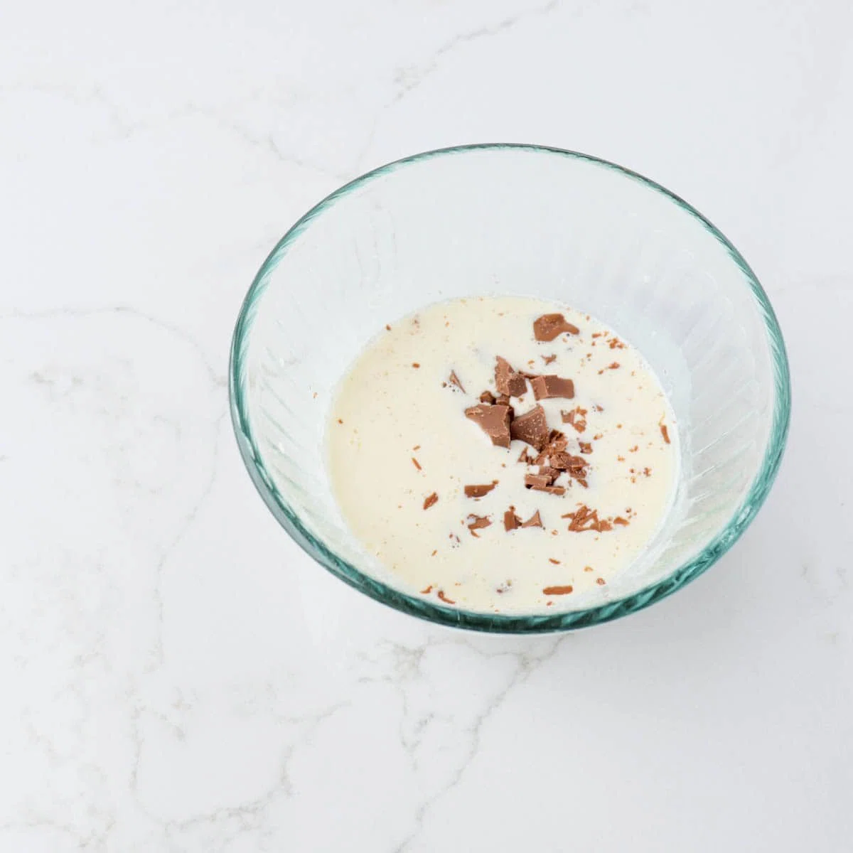 No-Bake Mini Egg Cheesecakes in a Jar