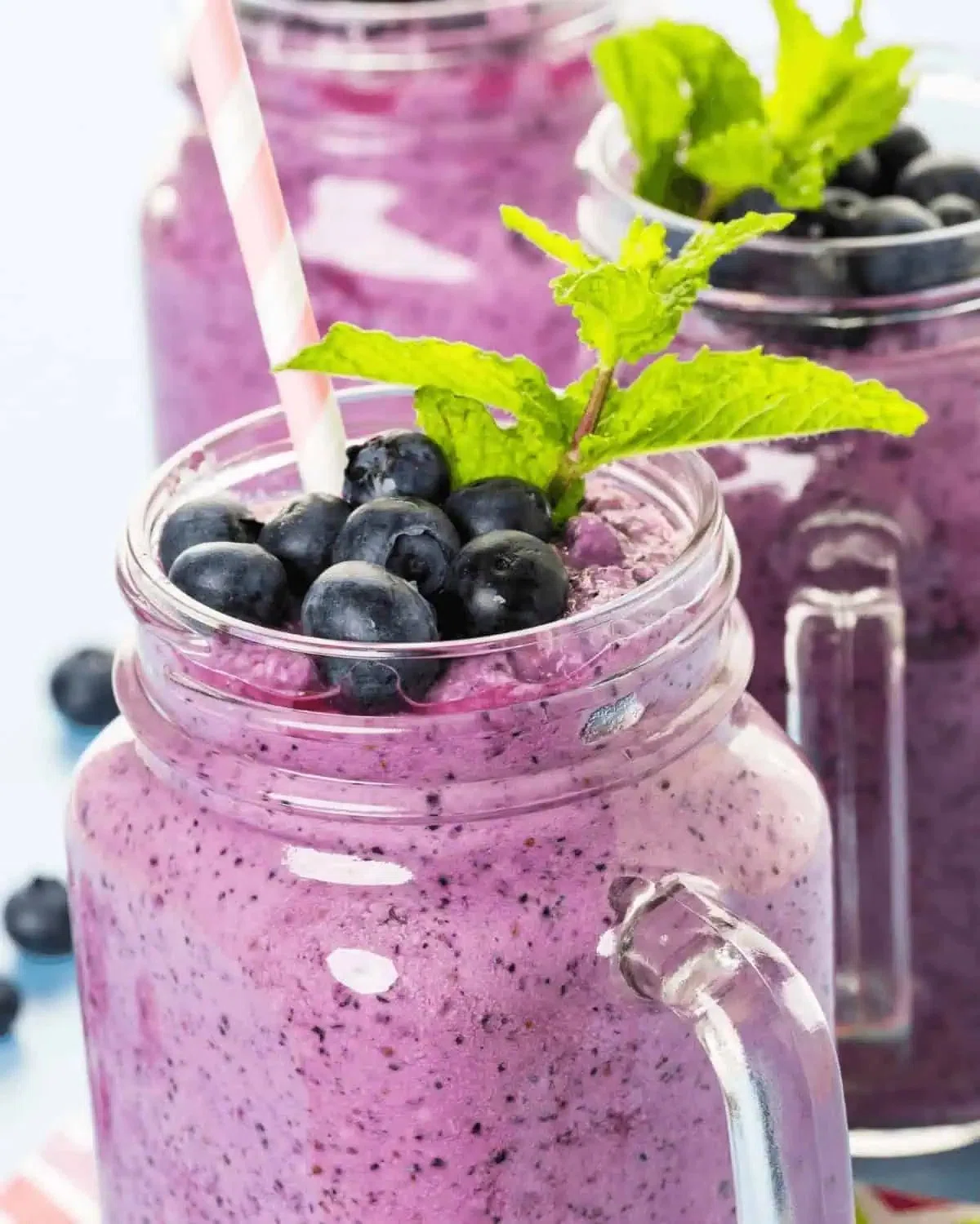 Blueberry Pineapple Smoothie