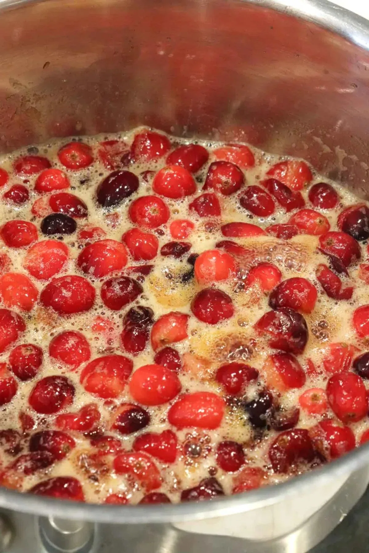 Cranberry Sauce with Cinnamon and Orange