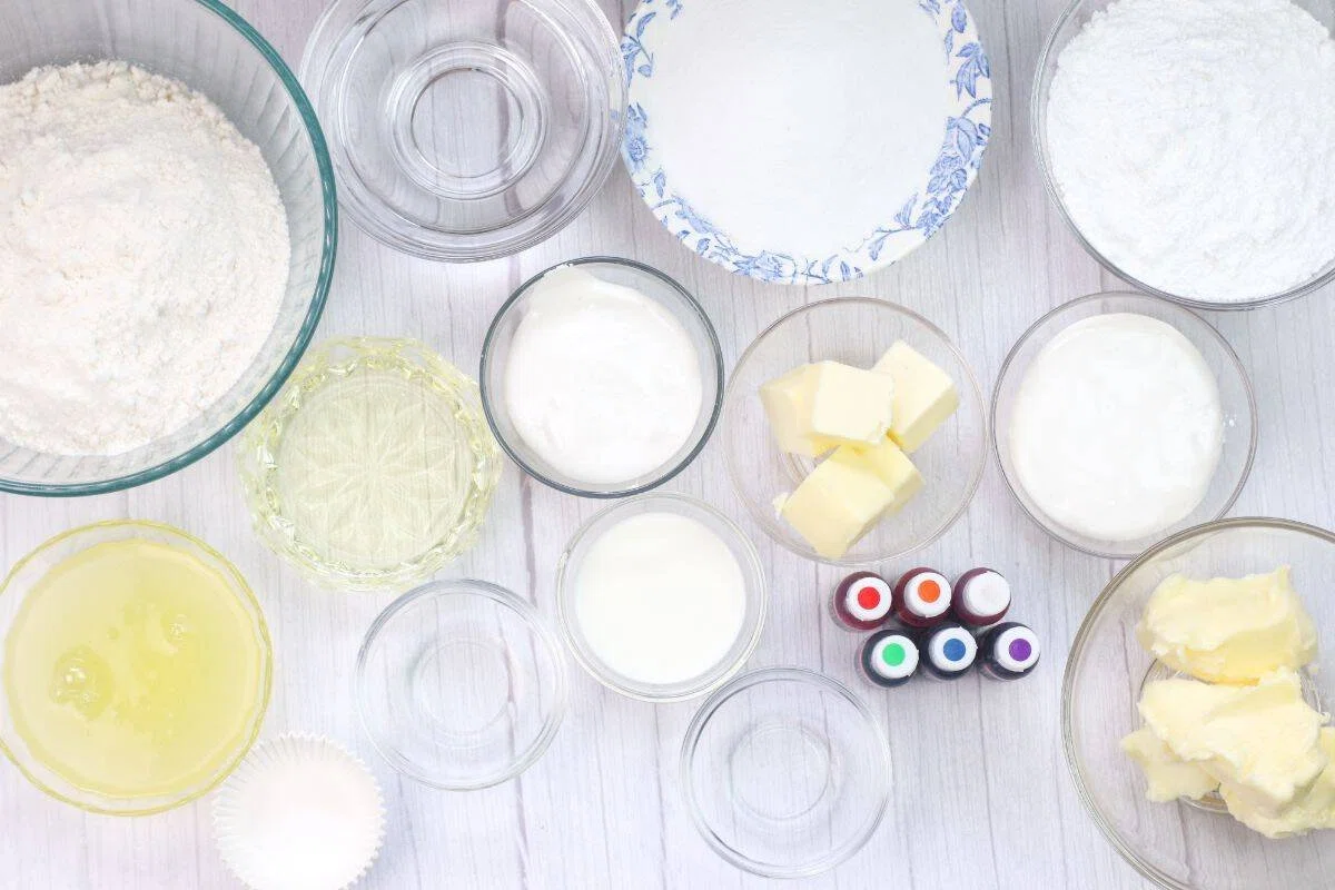 Vanilla Marshmallow Filled Cupcakes