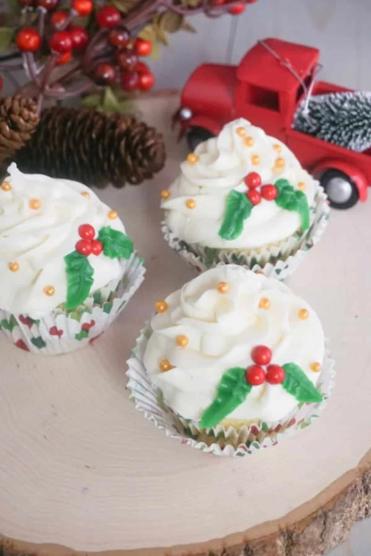 Christmas Holly Cupcakes