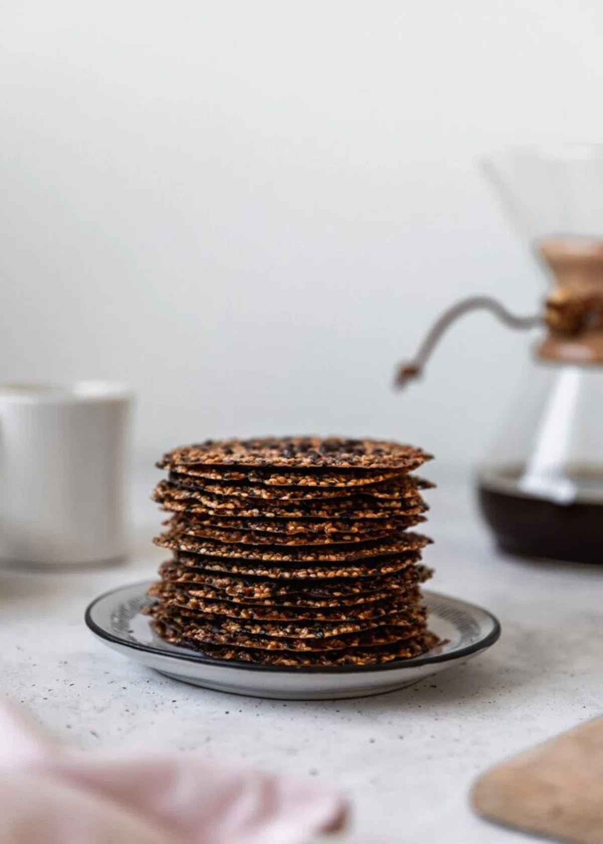 Sesame Lace Cookies With Dark Chocolate