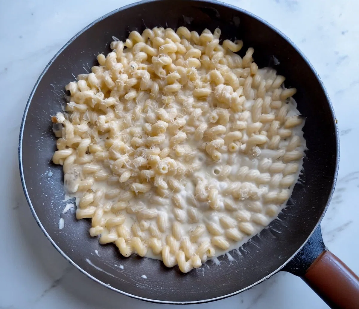Classic Alfredo Pasta