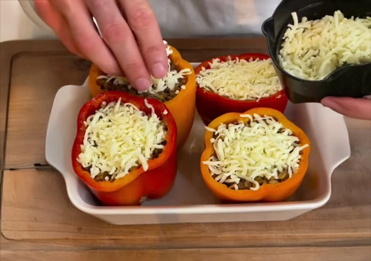 Cheesy Beef and Rice Stuffed Peppers
