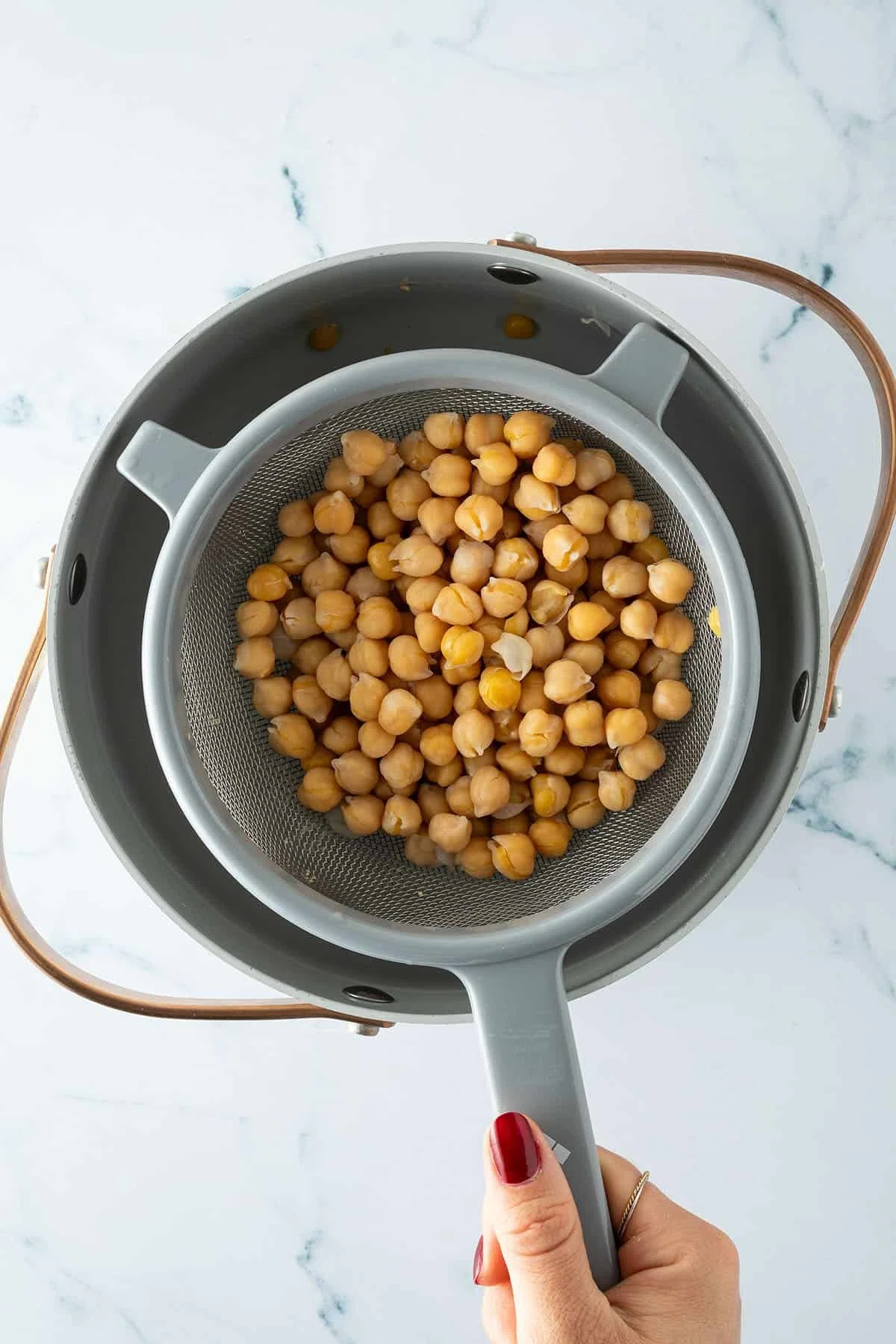 Low-Calorie Hummus