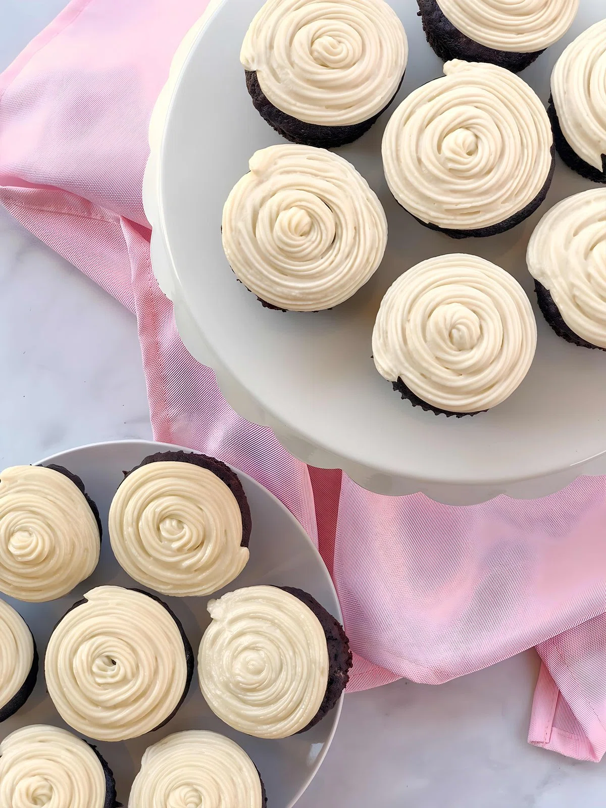 Easy Vegan Chocolate Cupcakes