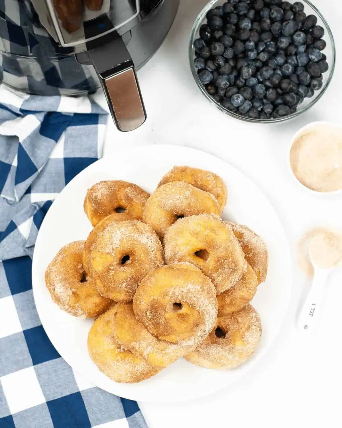Air-Fryer Biscuit Donuts