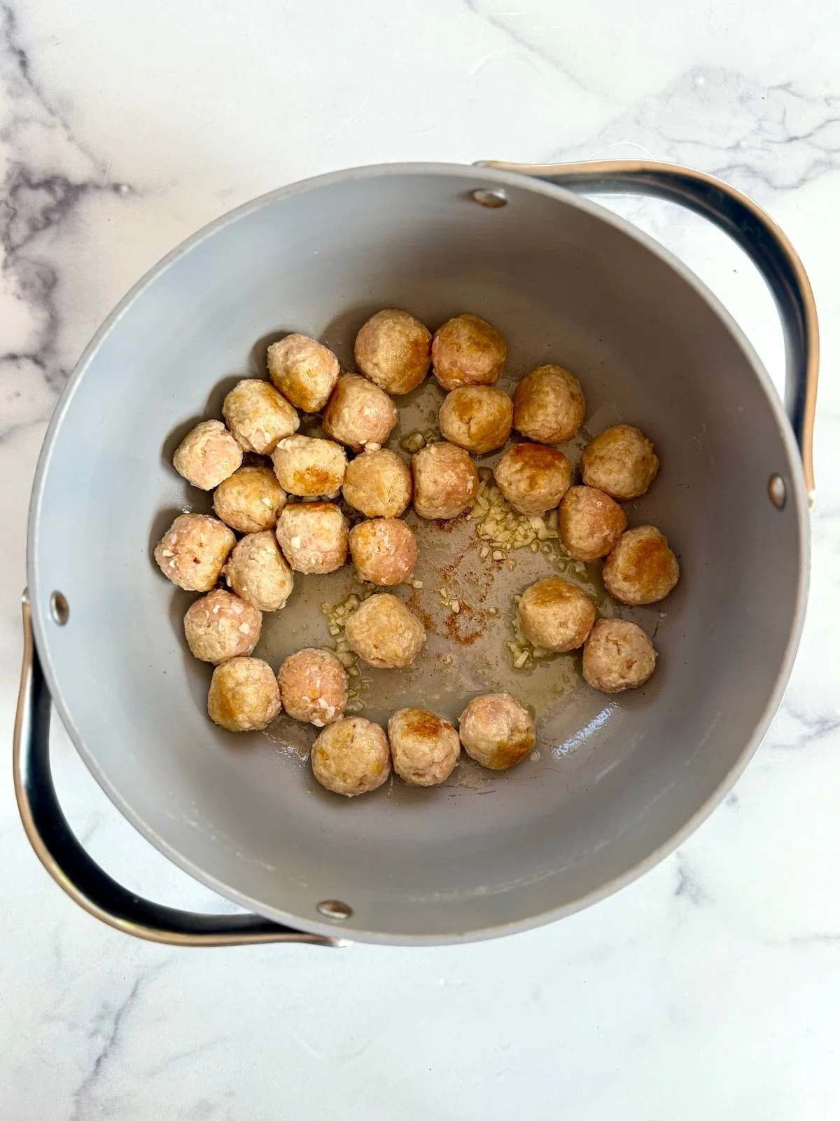 Chicken Meatballs with Wheel Pasta