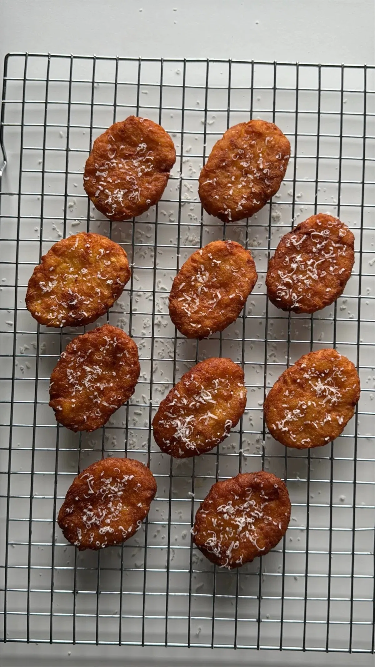 Crispy Garlic Parmesan Hash Browns