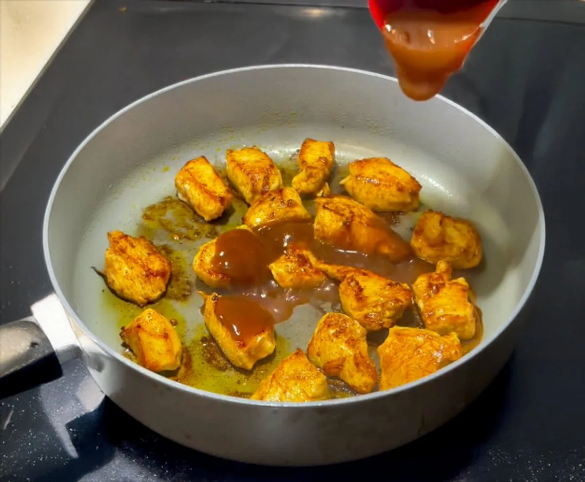 BBQ Chicken with Mac & Cheese Meal Prep