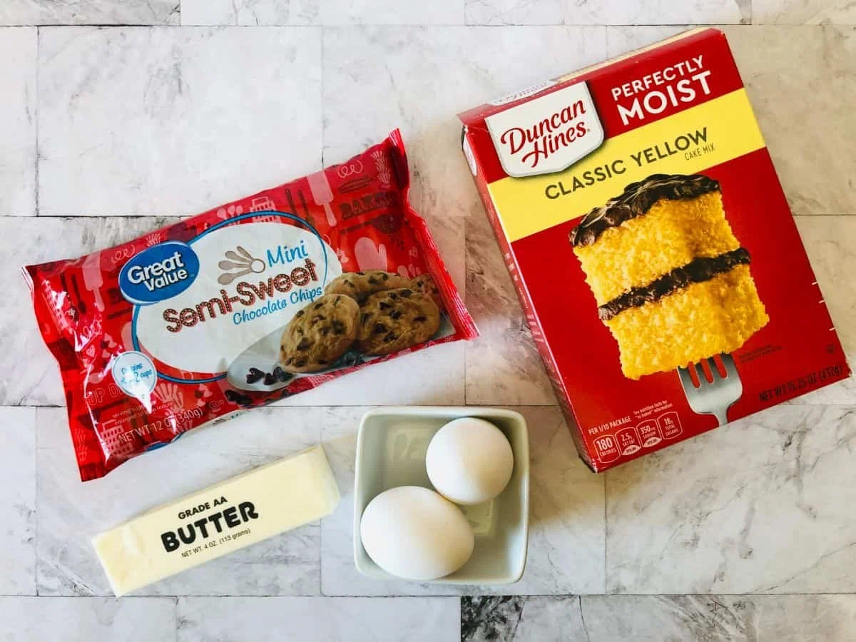 Lazy Chocolate Chip Cookie Bars