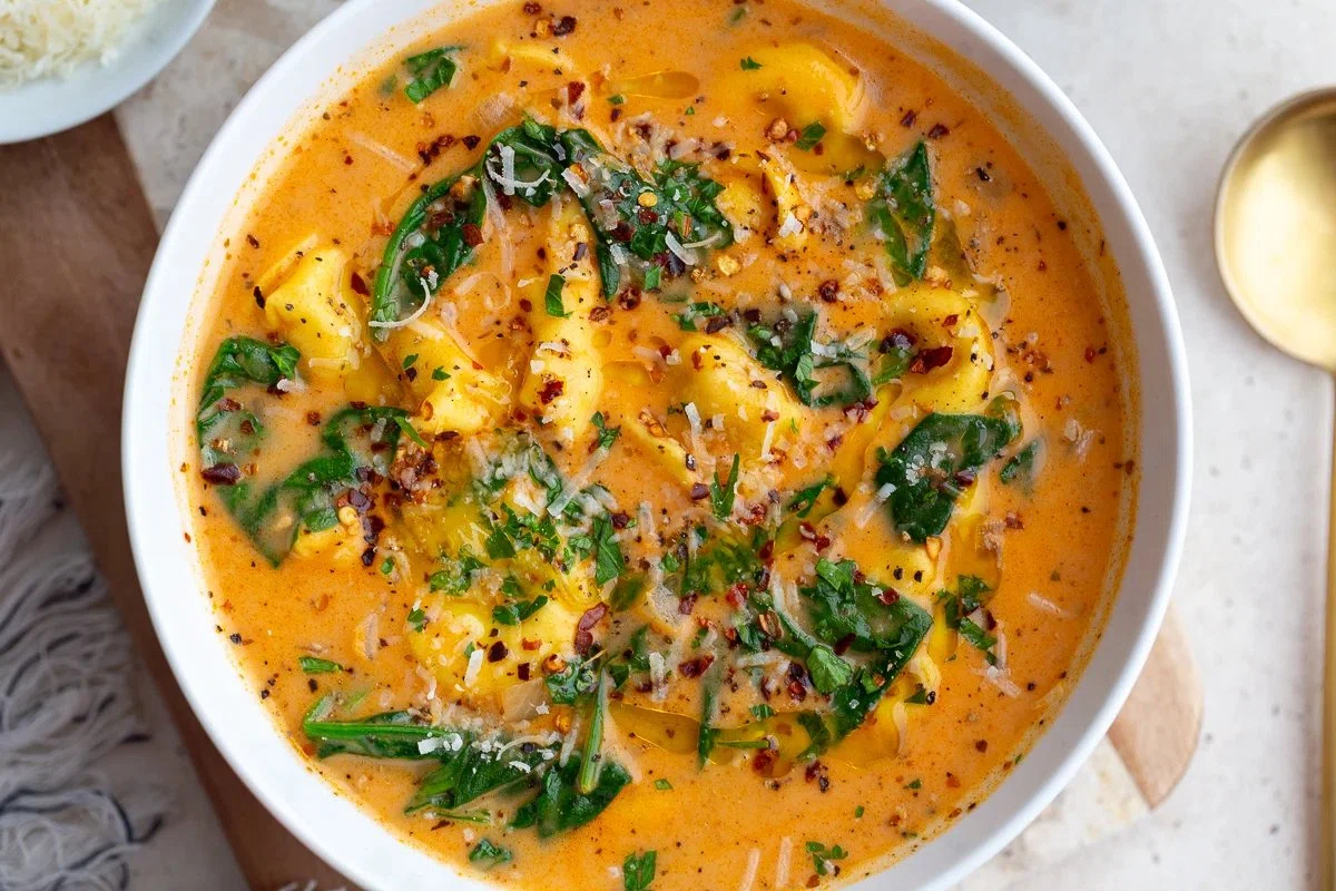 Easy Creamy Tortellini Soup