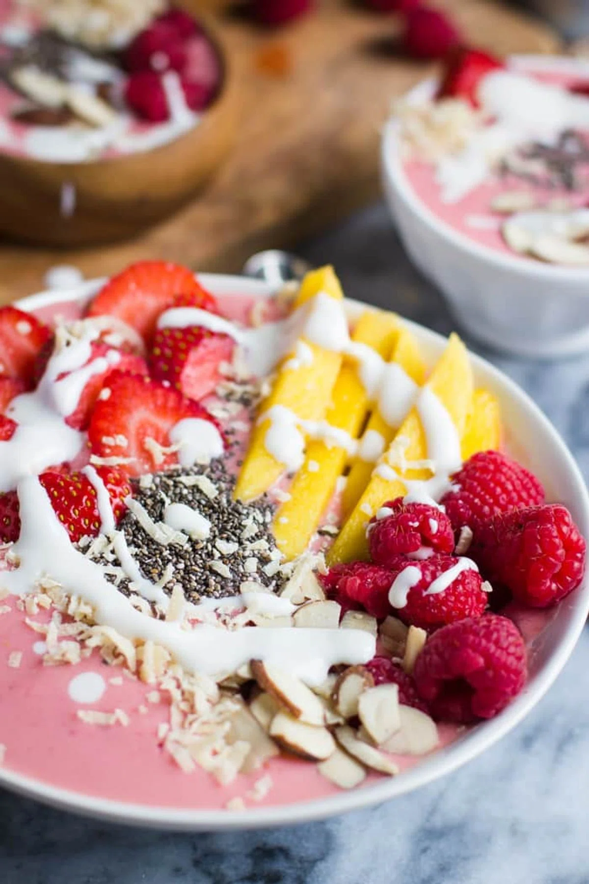 Tropical Berry Smoothie Bowl