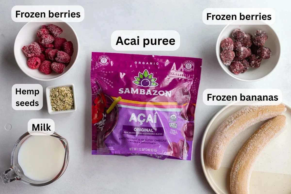 Acai Smoothie (Easy 5-Minute Berry Smoothie)