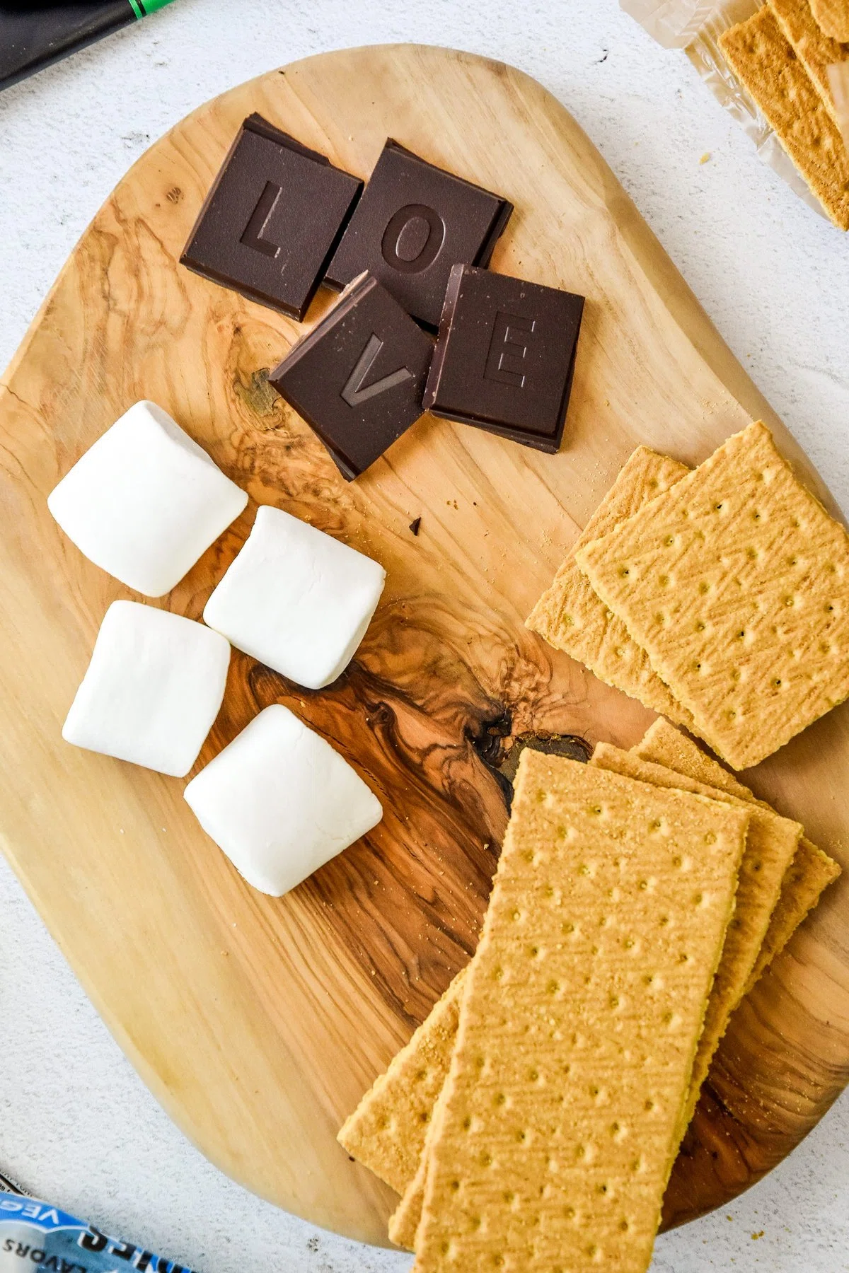 5-Minute Air Fryer S’mores
