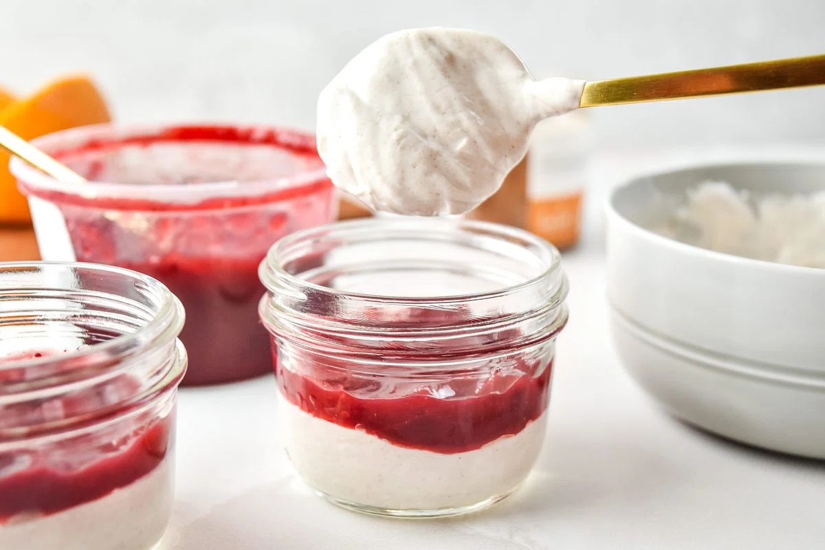 Cinnamon Orange Cranberry Yogurt Parfaits