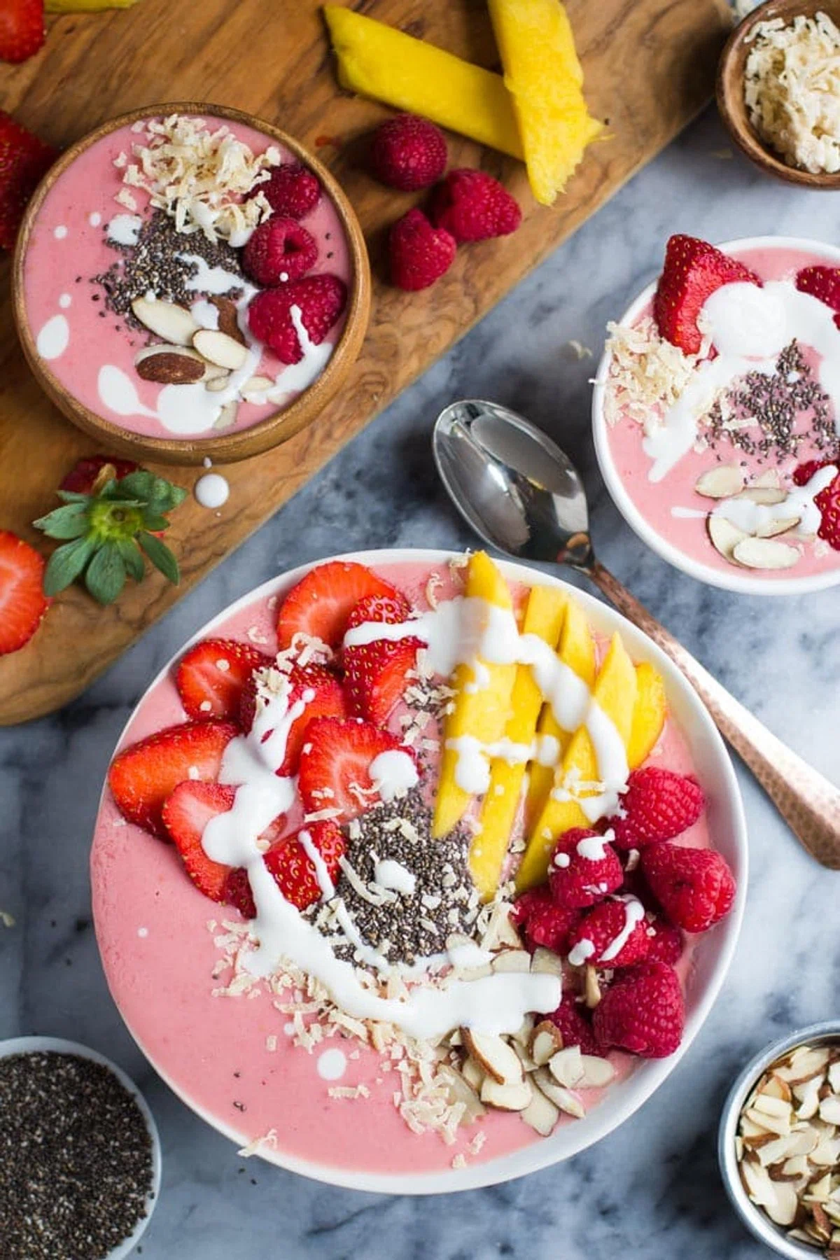 Tropical Berry Smoothie Bowl
