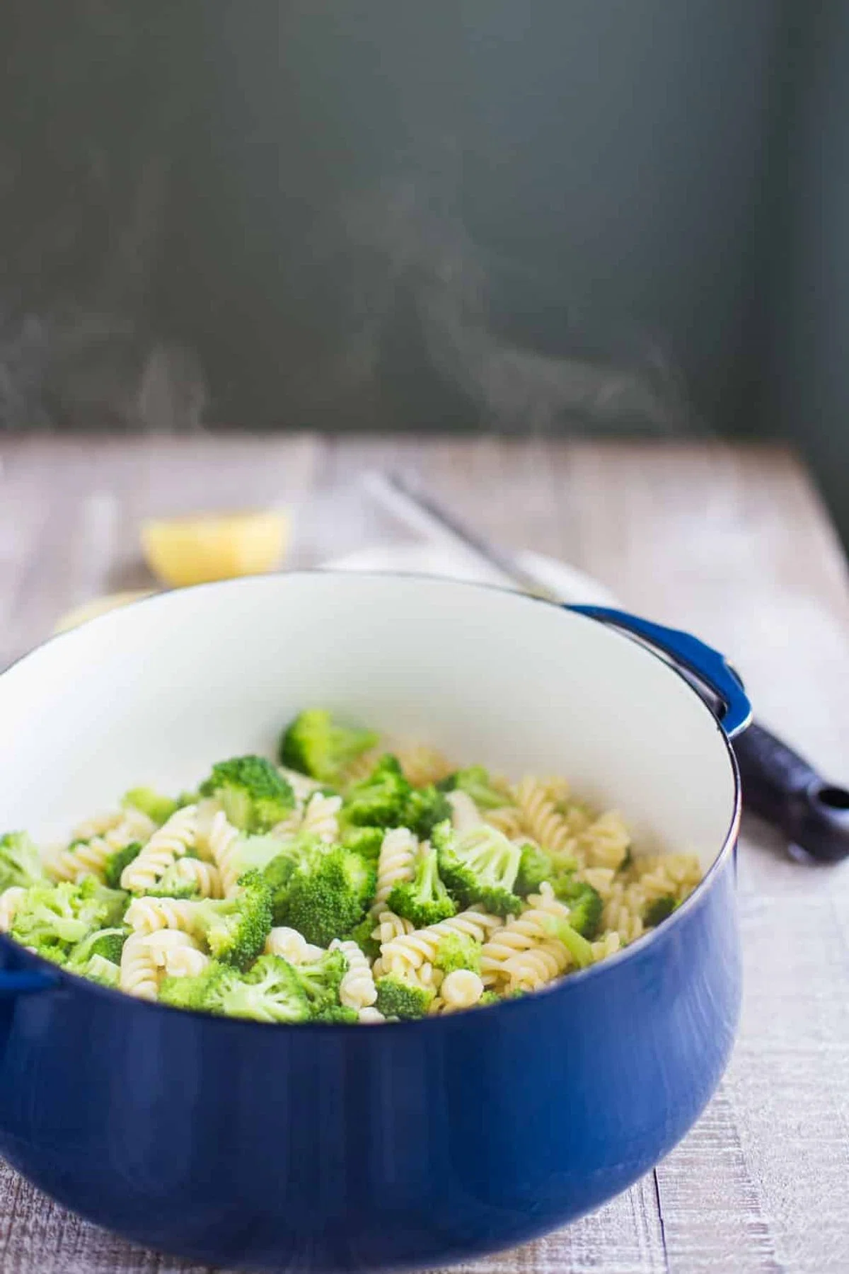 Vegan Lemon Broccoli Pasta Salad