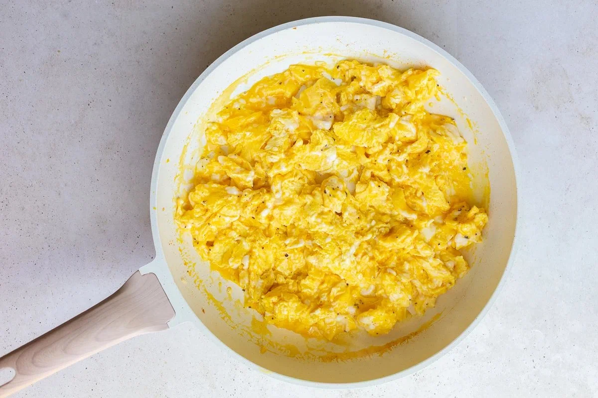 Easy Vegetarian Breakfast Burritos (Freezer-Friendly & Protein-Packed!)