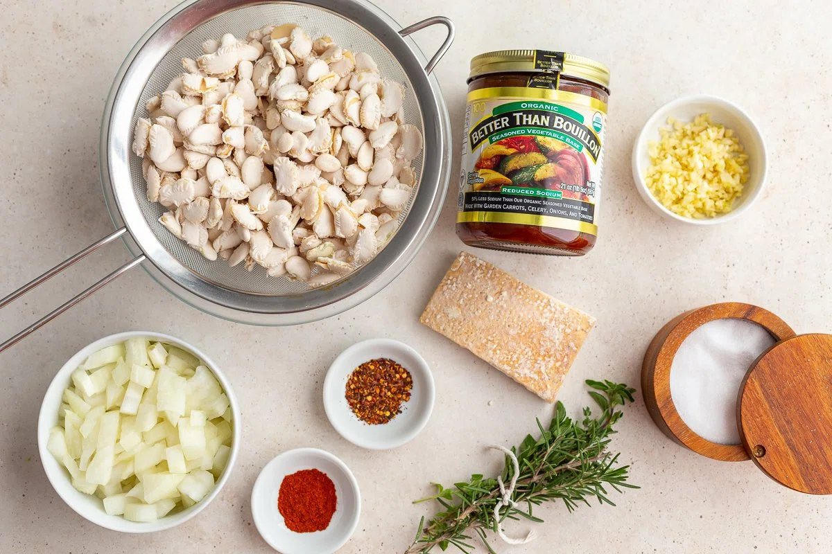 Easy One-Pot Brothy Beans