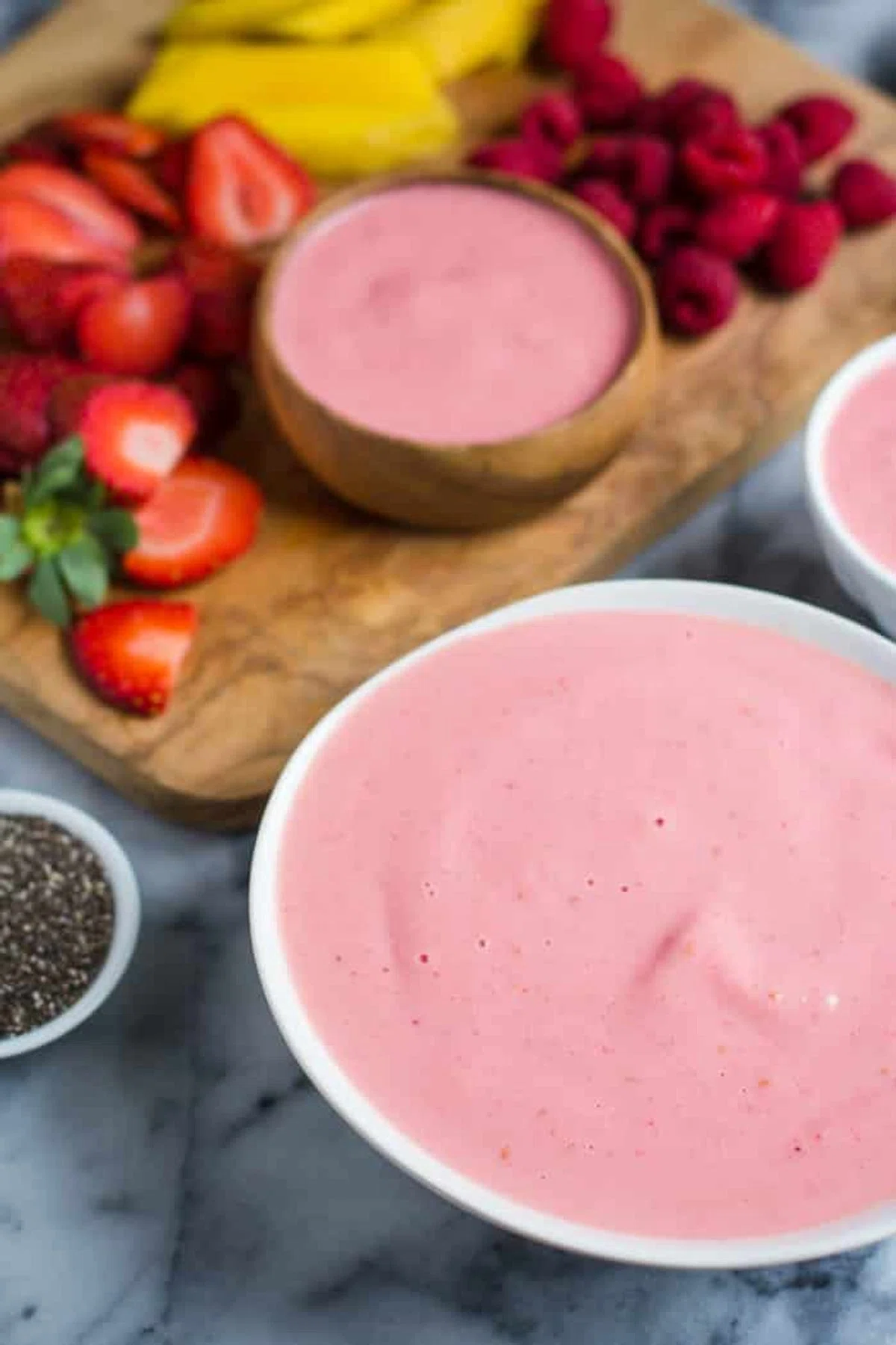Tropical Berry Smoothie Bowl