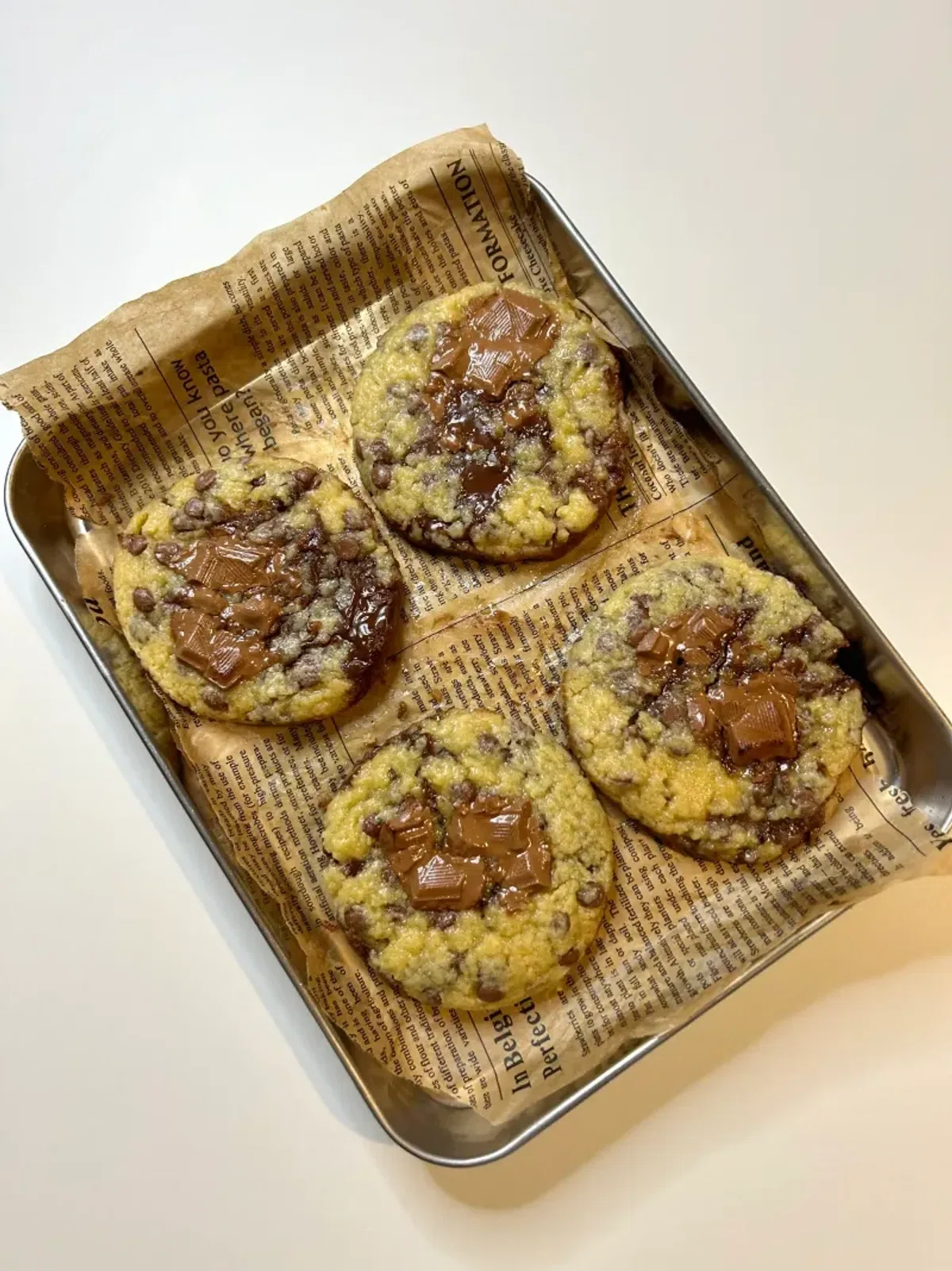 Nutella Stuffed Chocolate Chip Cookies