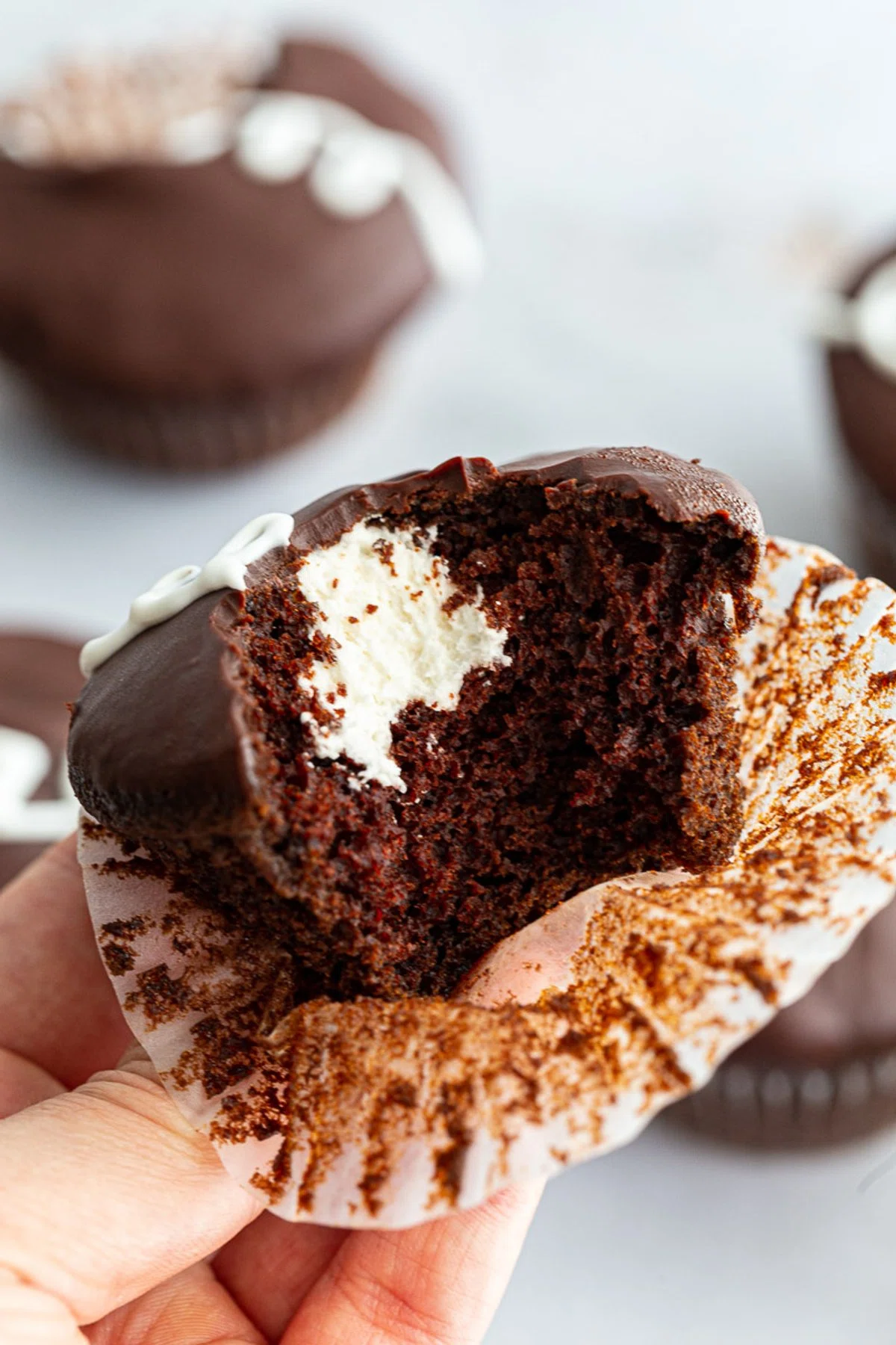 Vegan Hostess Cupcakes