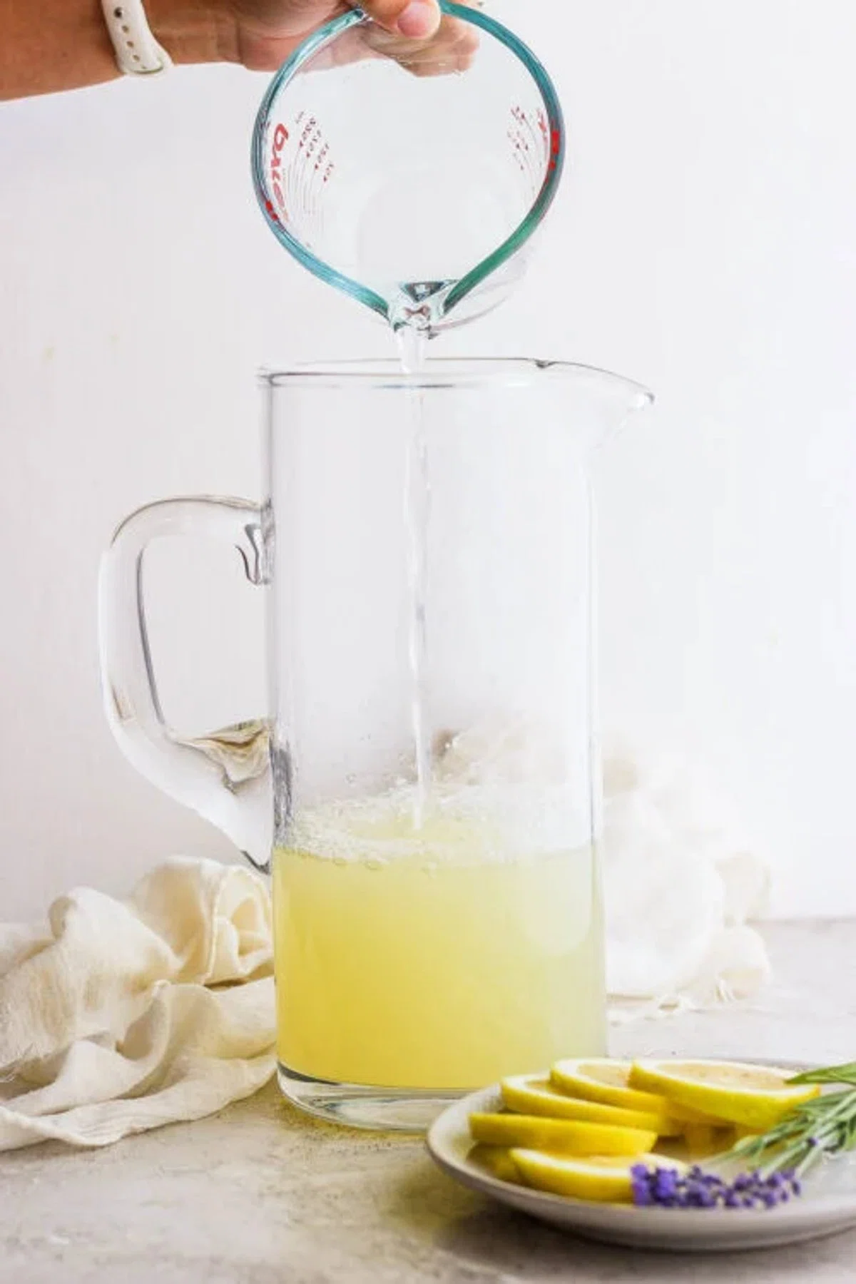 Easy Lavender Lemonade