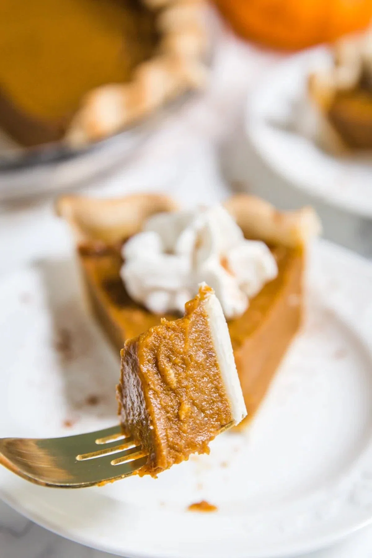 The BEST Vegan Pumpkin Pie