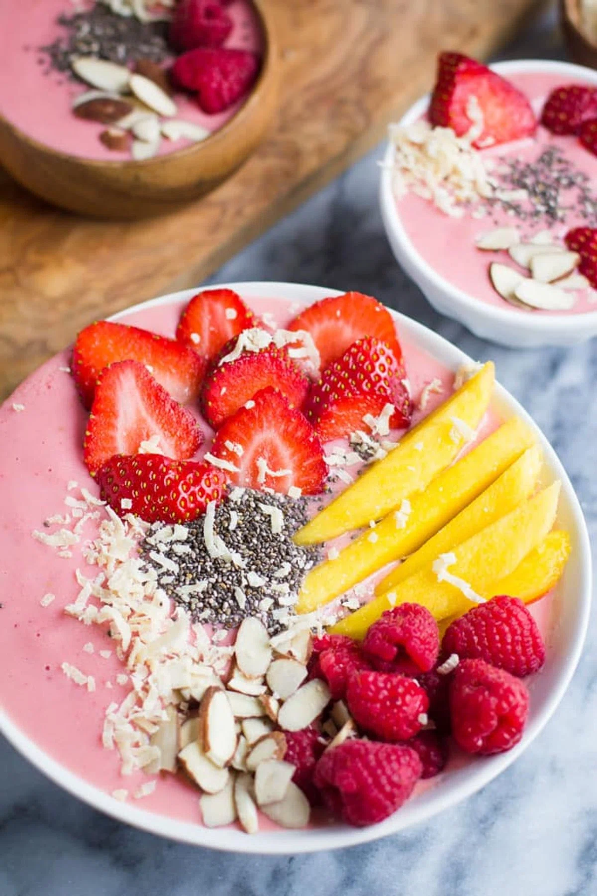 Tropical Berry Smoothie Bowl