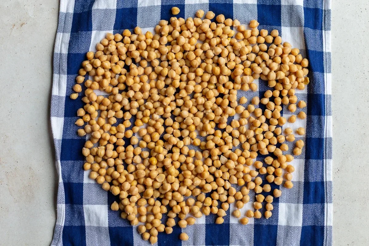 Crispy Chickpeas (Oven Roasted)