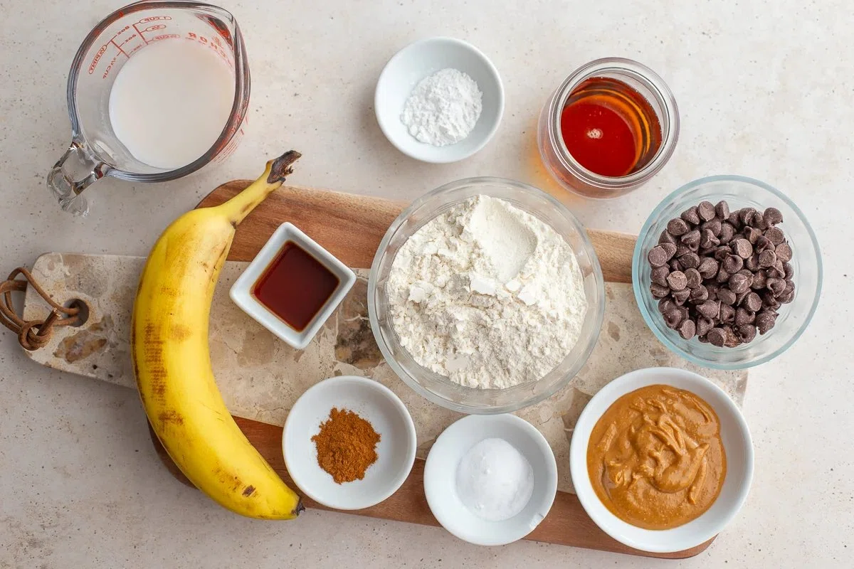 Chocolate Chip Vegan Muffins (with Banana)