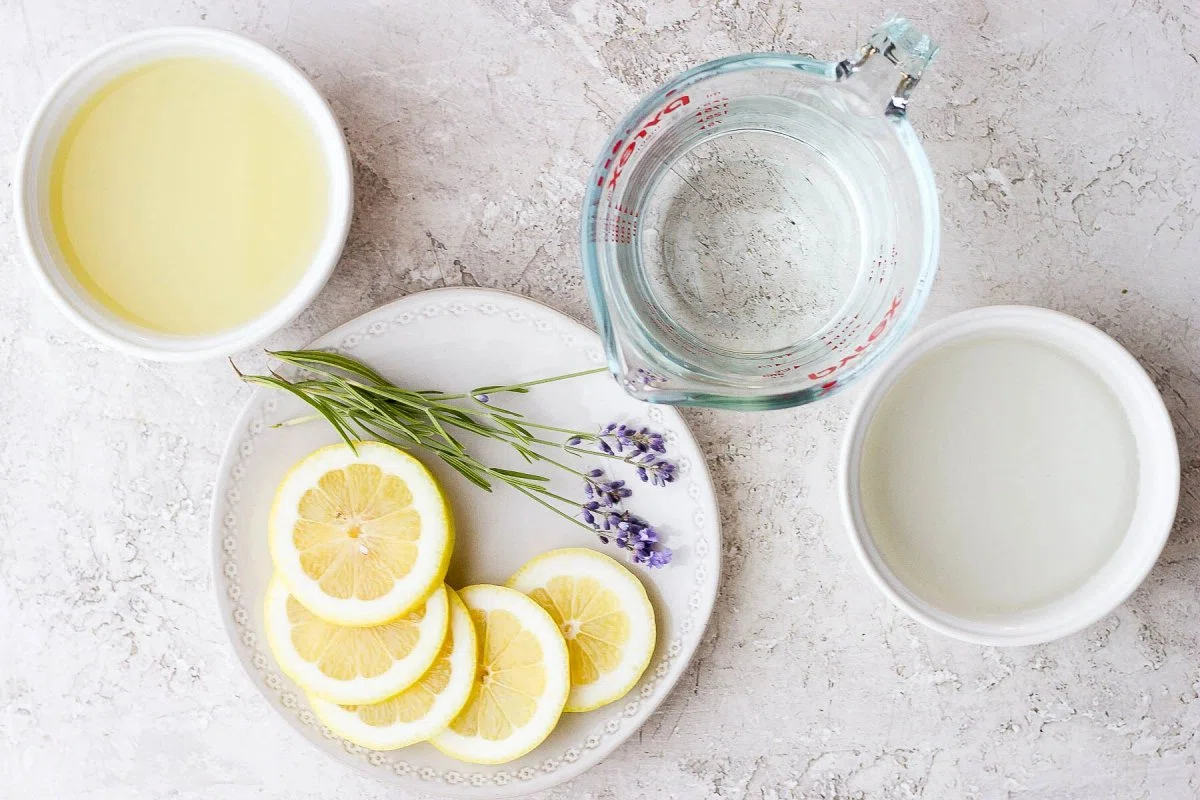 Easy Lavender Lemonade