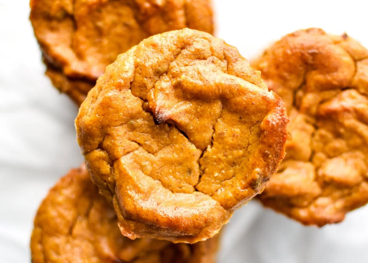 Fruit-Sweetened Mini Pumpkin Pies