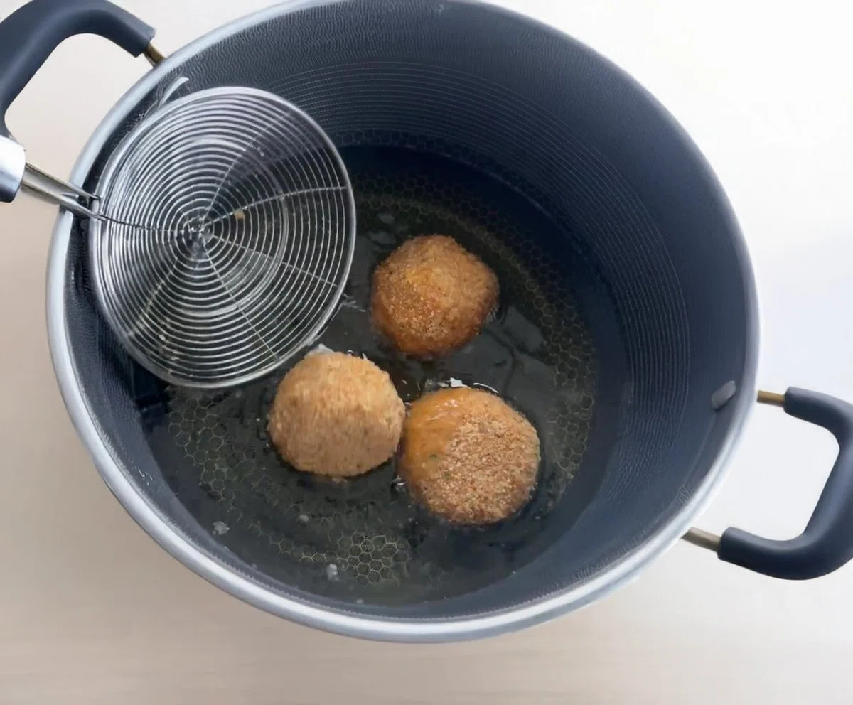 Homemade Arancini (Rice Balls)