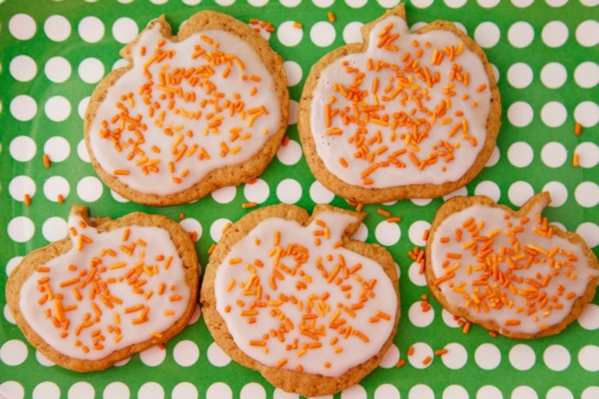 Pumpkin Spice Roll Out Cookies