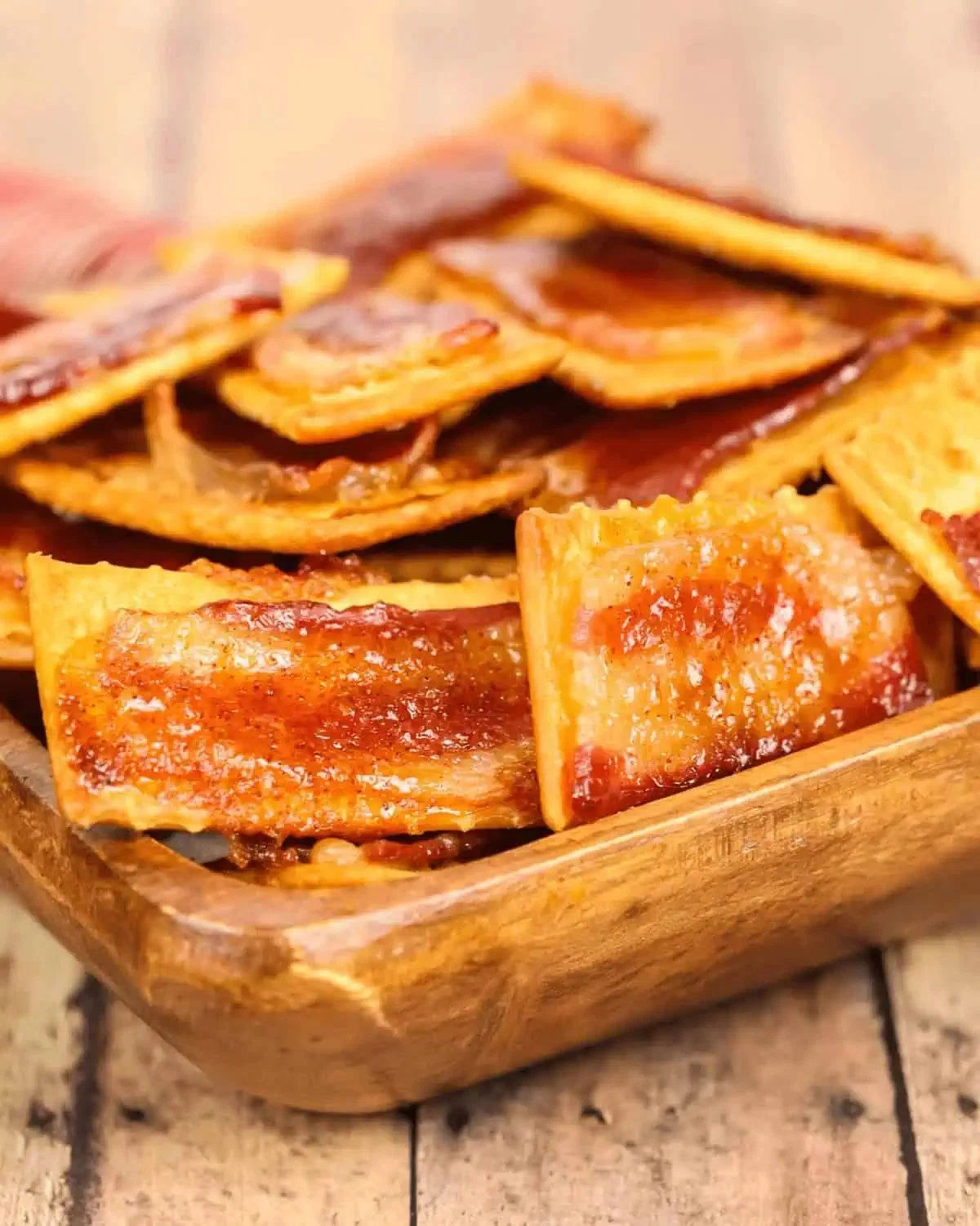Glazed Bacon Crackers