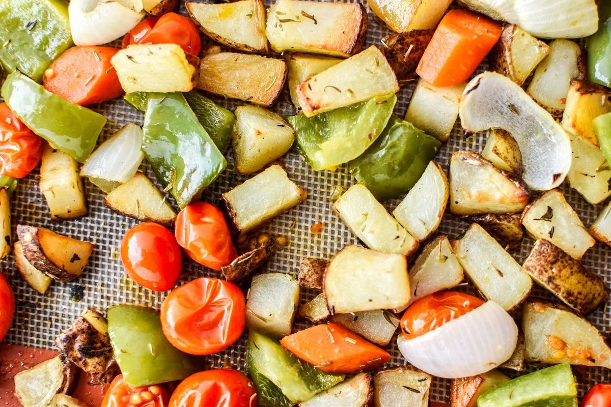 Meal Prep Italian Seasoned Chicken with Roasted Vegetables