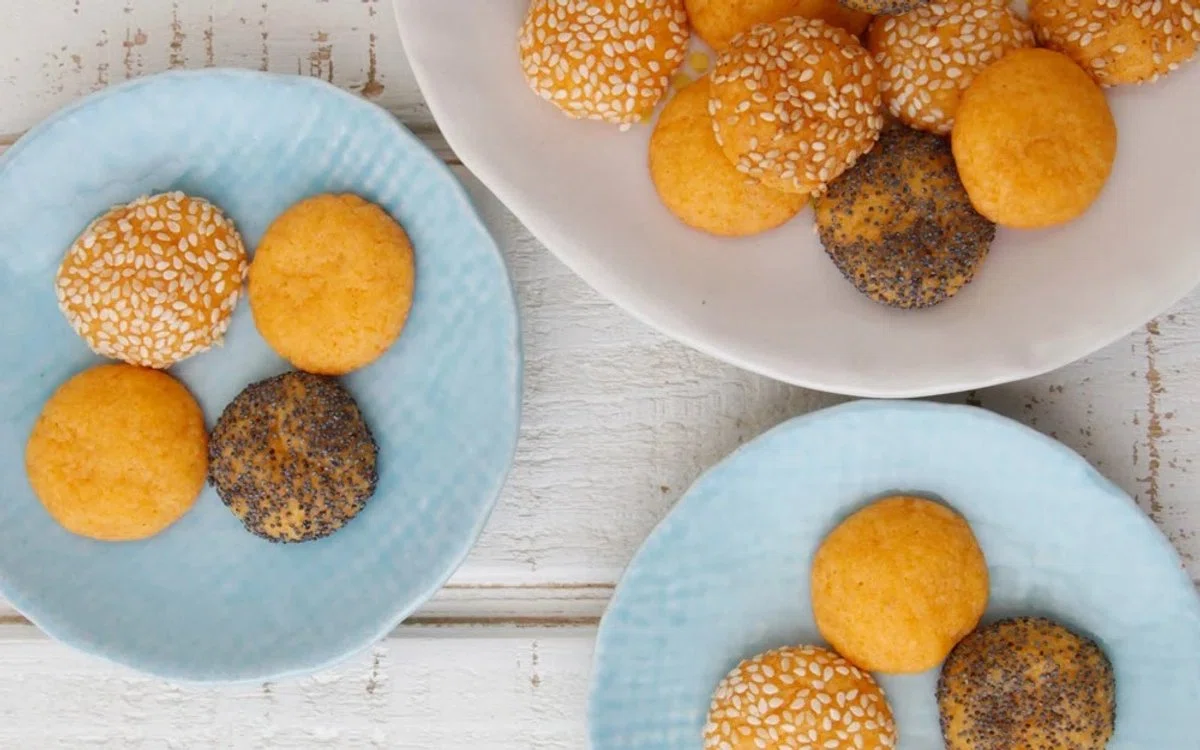 Cheddar Cheese Puffs