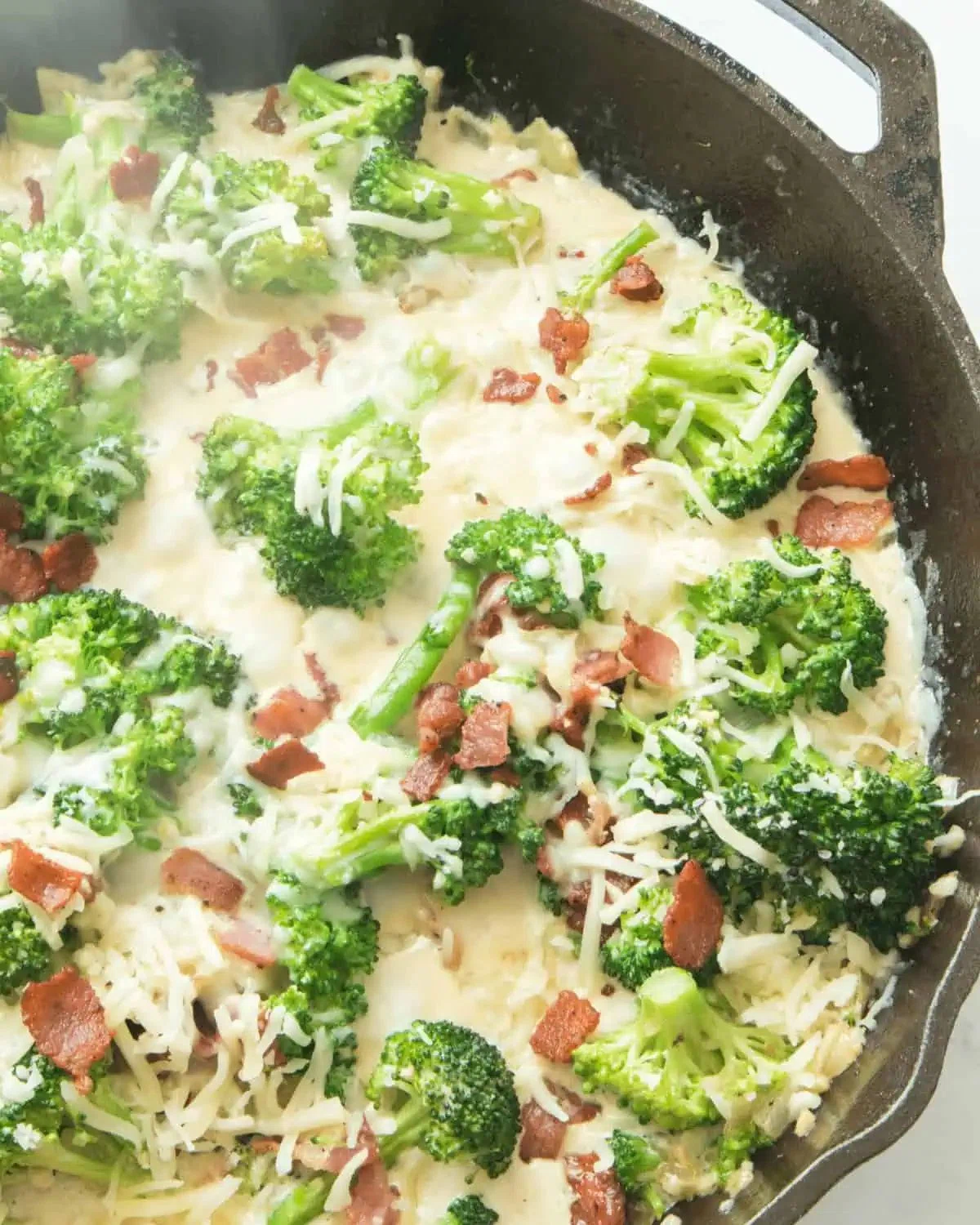 Creamy Broccoli in Parmesan Garlic Sauce