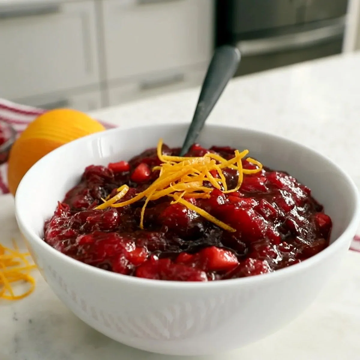 Apple and Spice Cranberry Sauce