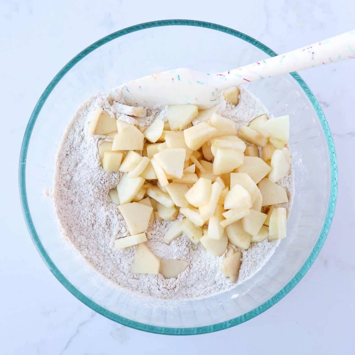Easy Apple Spice Muffins (with applesauce)