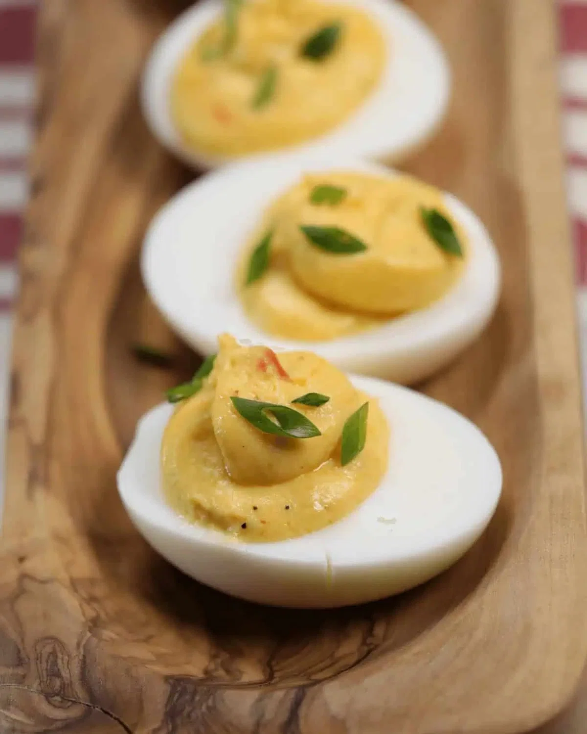 Sriracha Spicy Deviled Eggs
