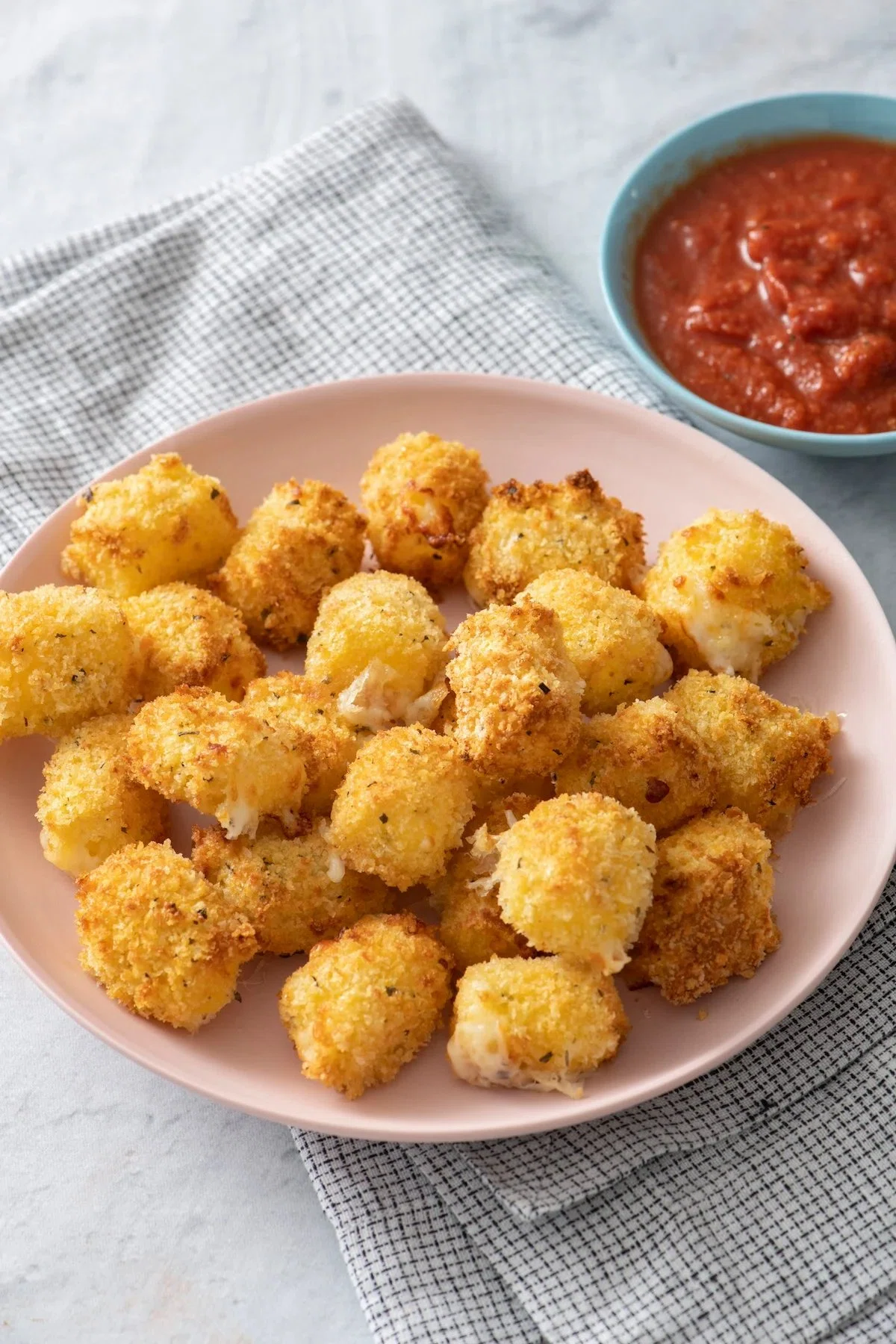Air Fryer Crispy Cheese Bites