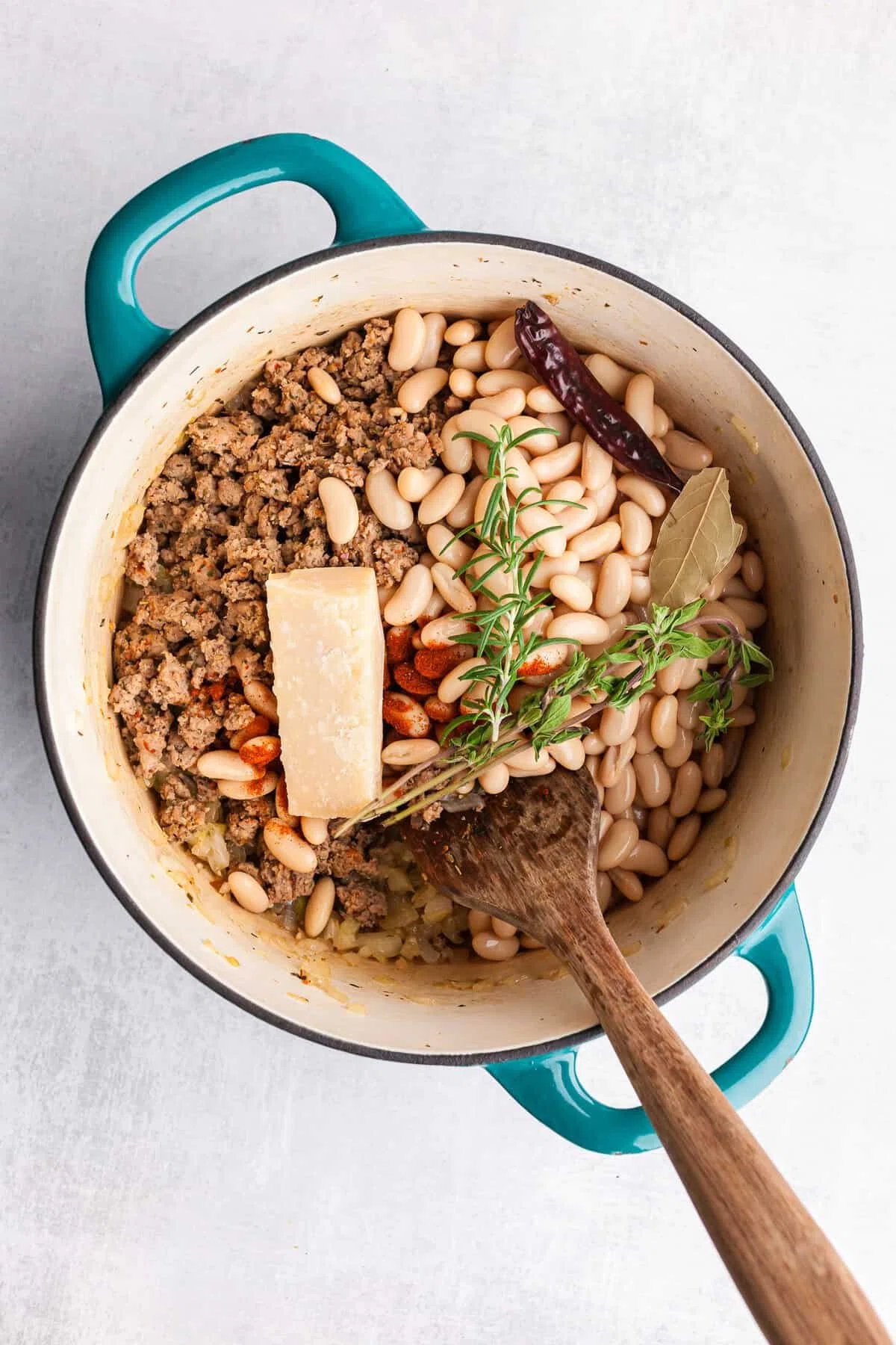 Sausage Kale and White Bean Soup