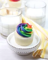 Vanilla Marshmallow Filled Cupcakes