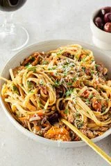 Spaghetti Tuna Puttanesca