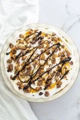 No-Bake Chocolate and Peanut Butter Pie