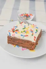 Chocolate Cake with White Icing