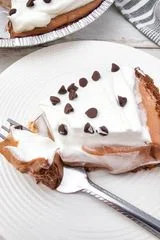 Chocolate Pudding Cream Pie